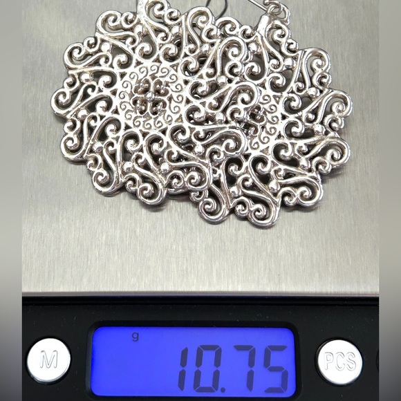 Signed 925 Sterling Silver Israel Large Round Filigree Mandala Drop Earrings - Picture 10 of 11